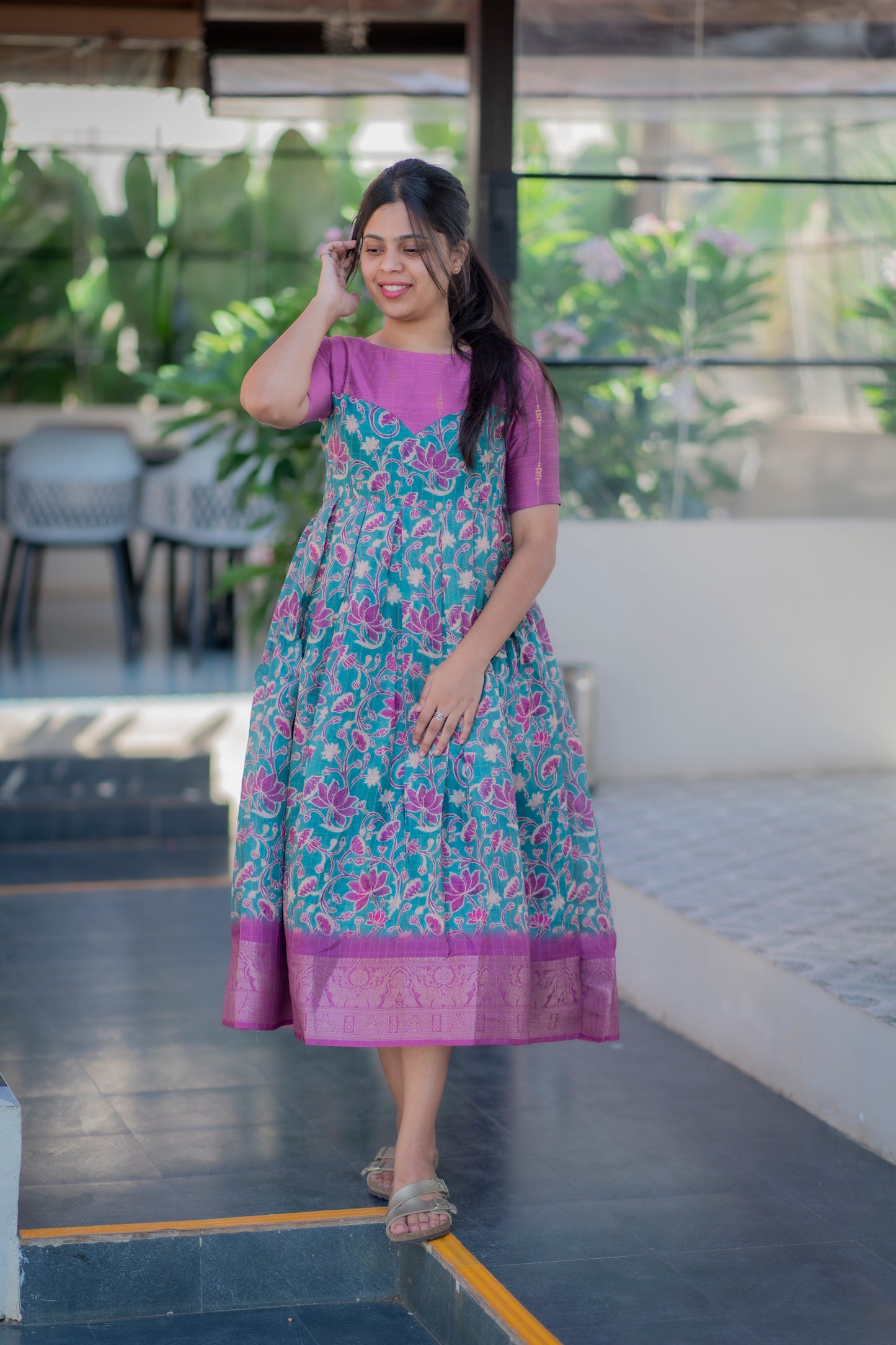 AA032 Dola Silk Maxi