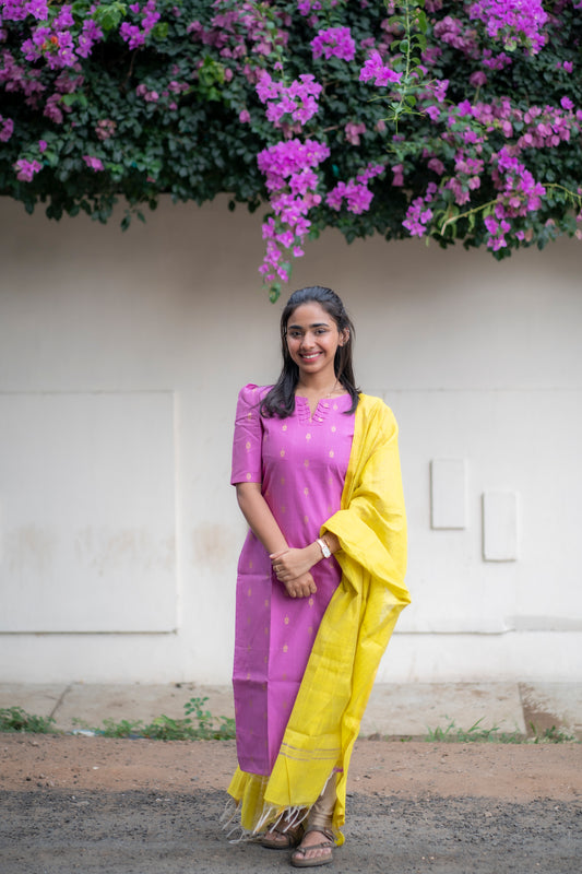 AA095 Lavender Raw Silk Kurti With Neon Colour Dupatta