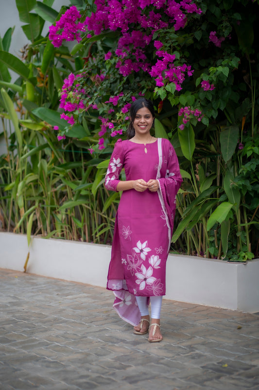 AA067 Muslin Silk Kurti with Dupatta