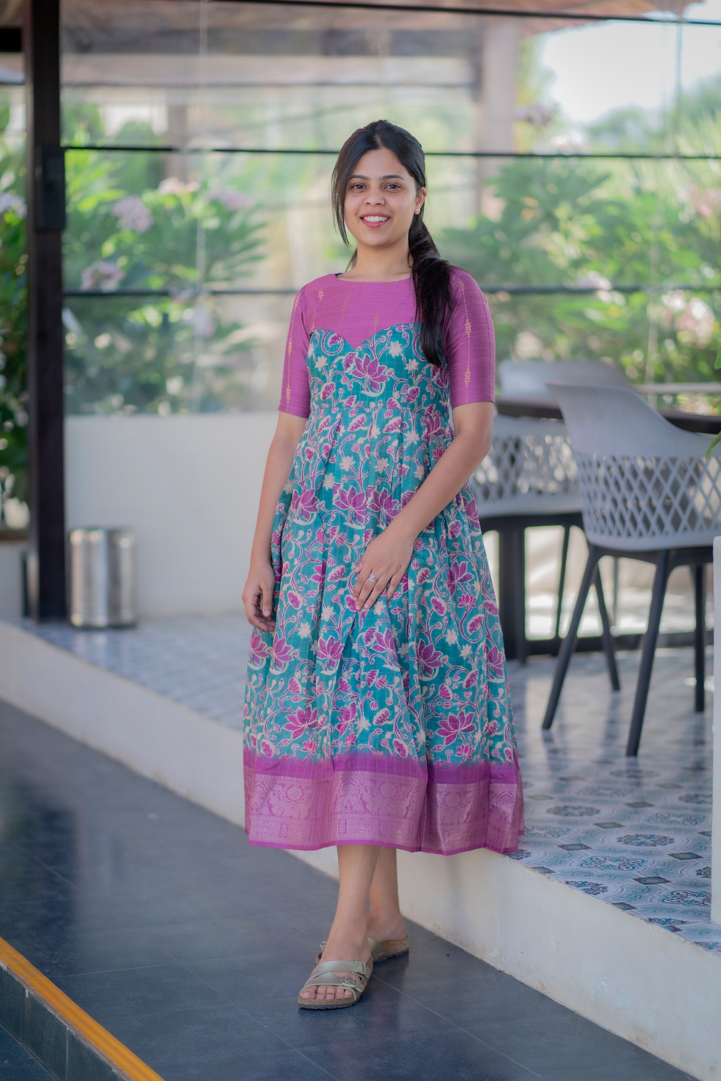 AA032 Dola Silk Maxi