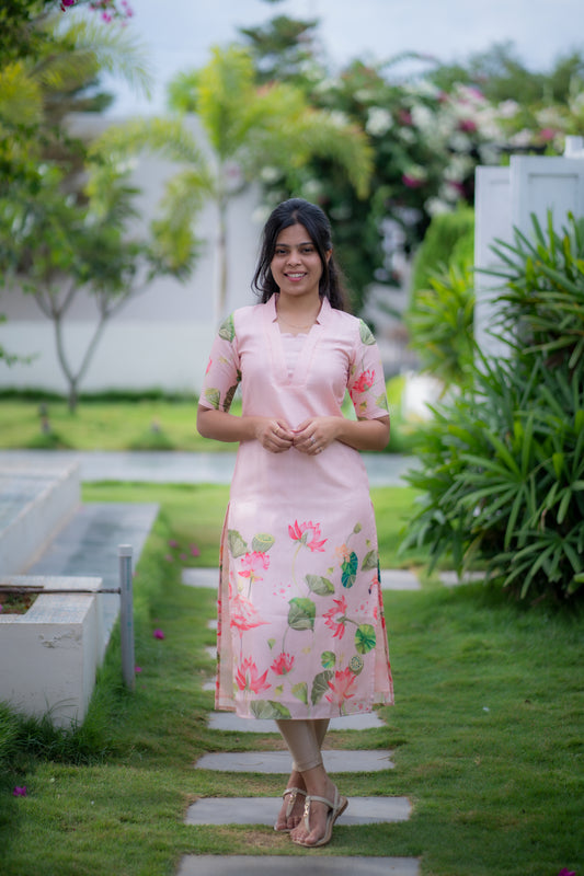 AA071 Peach Pichwai Kurti