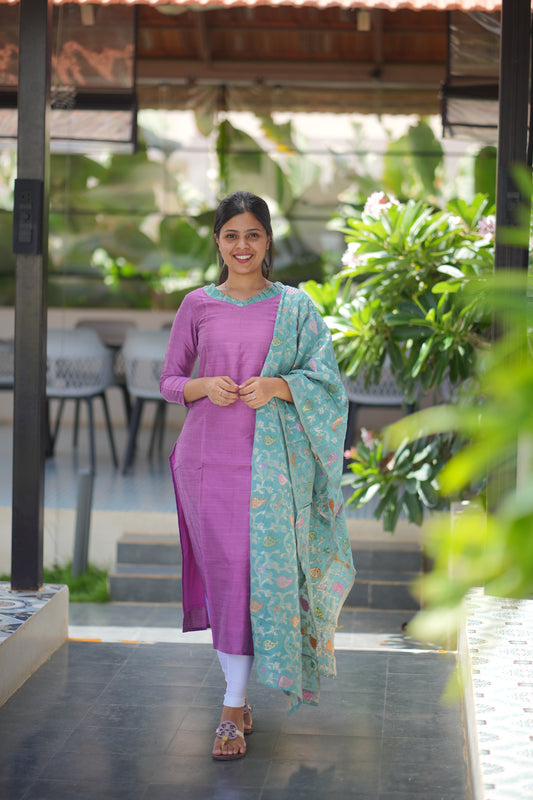 AA111 Lavender Raw Silk Kurti With Blue Jacquard Dupatta