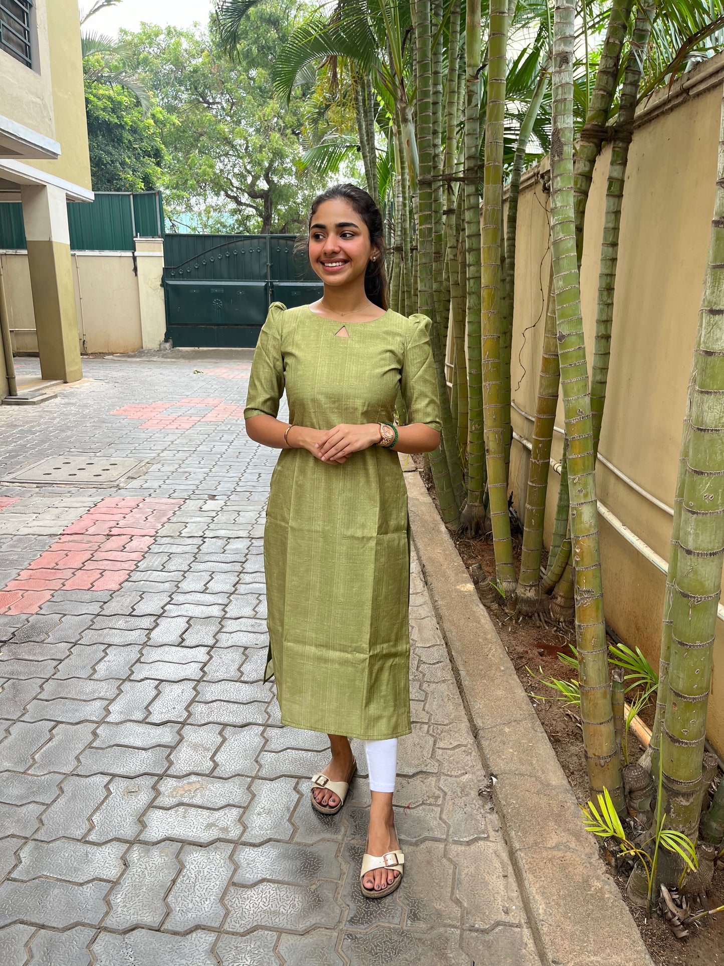 Green shimmer Linen Silk Kurti with Dupatta