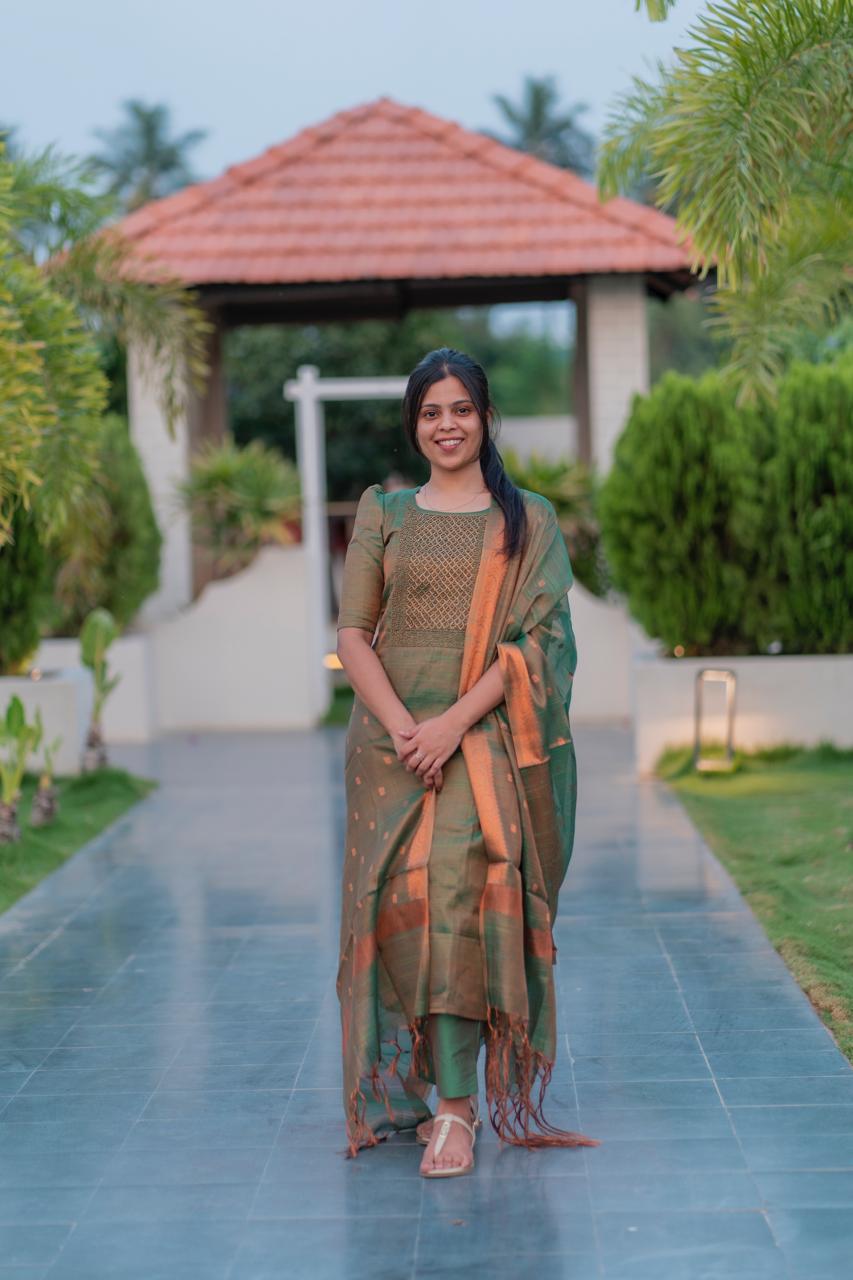 AA022 Bottle Green Tissue Silk 3 PcSet