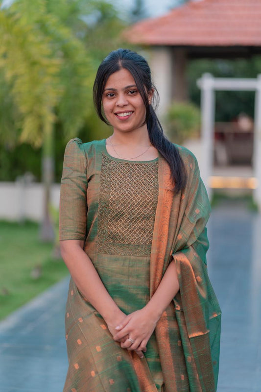 AA022 Bottle Green Tissue Silk 3 PcSet