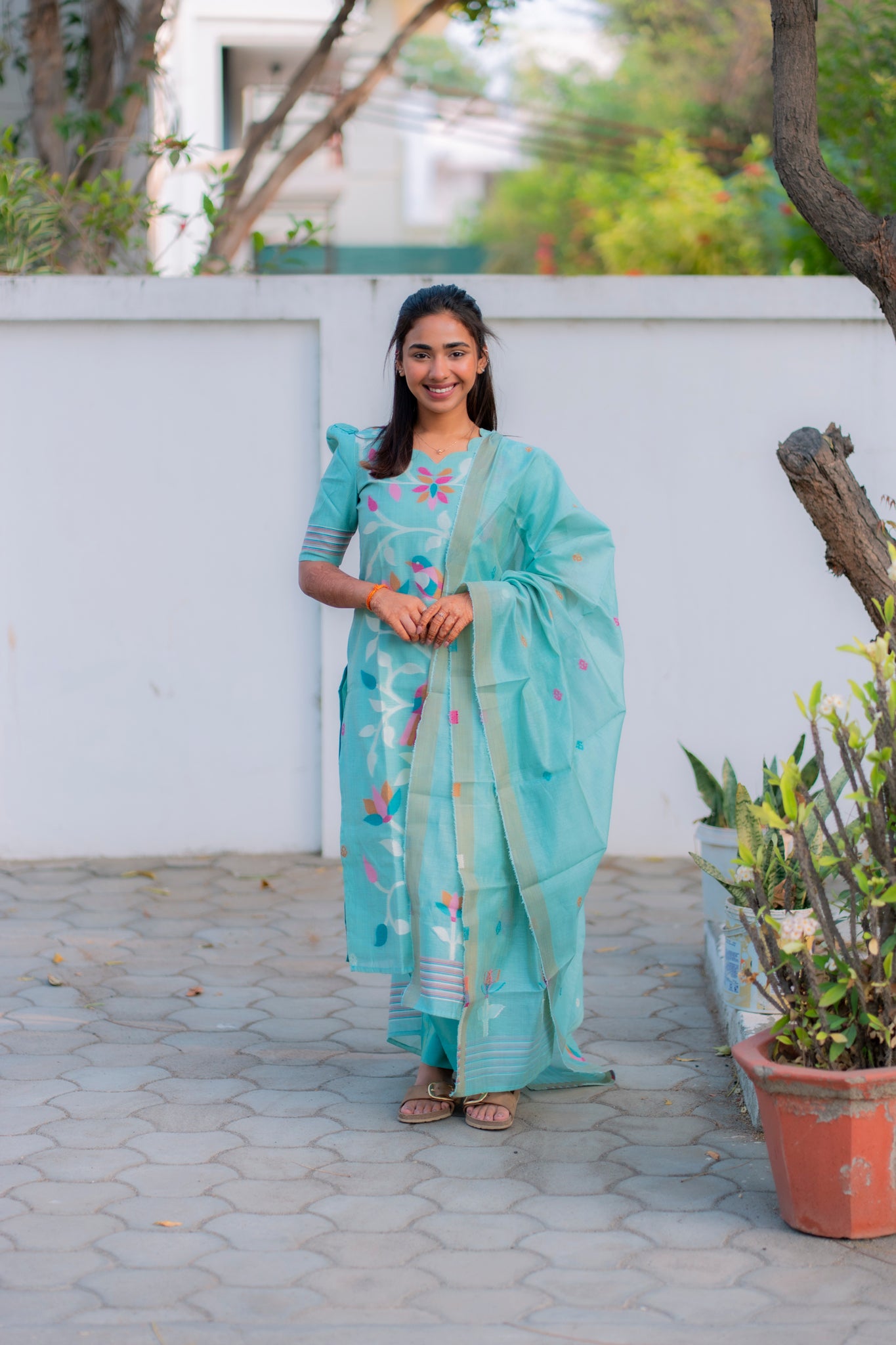 AA202 Blue Floral Linen Jamdhani 3 Pc Set