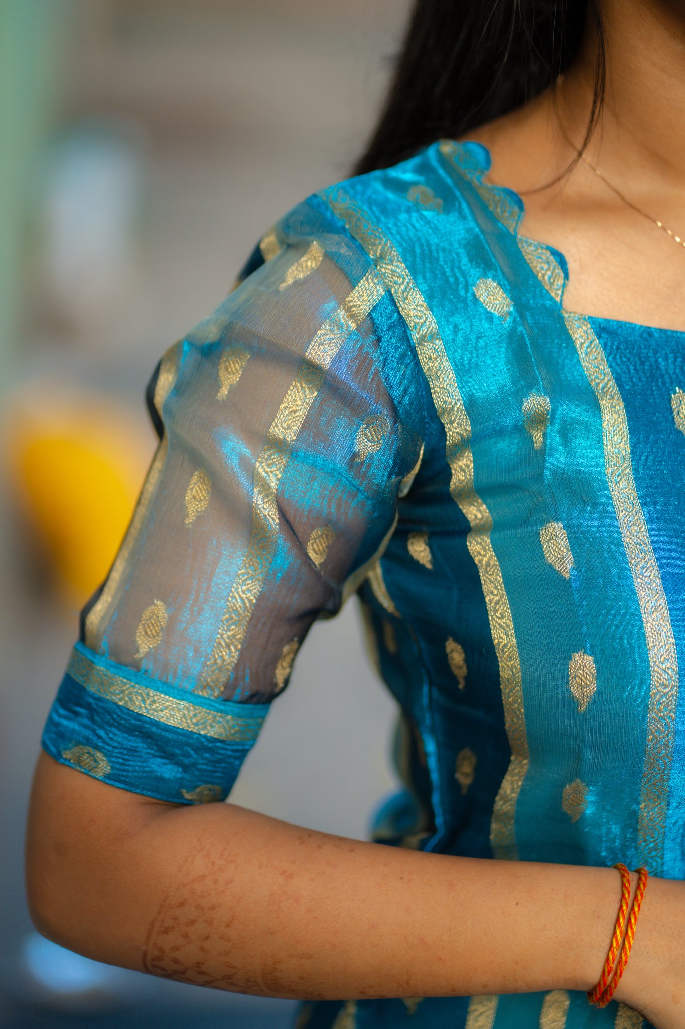 AA132 Peacock Blue Crush Silk (3 Pc Set)