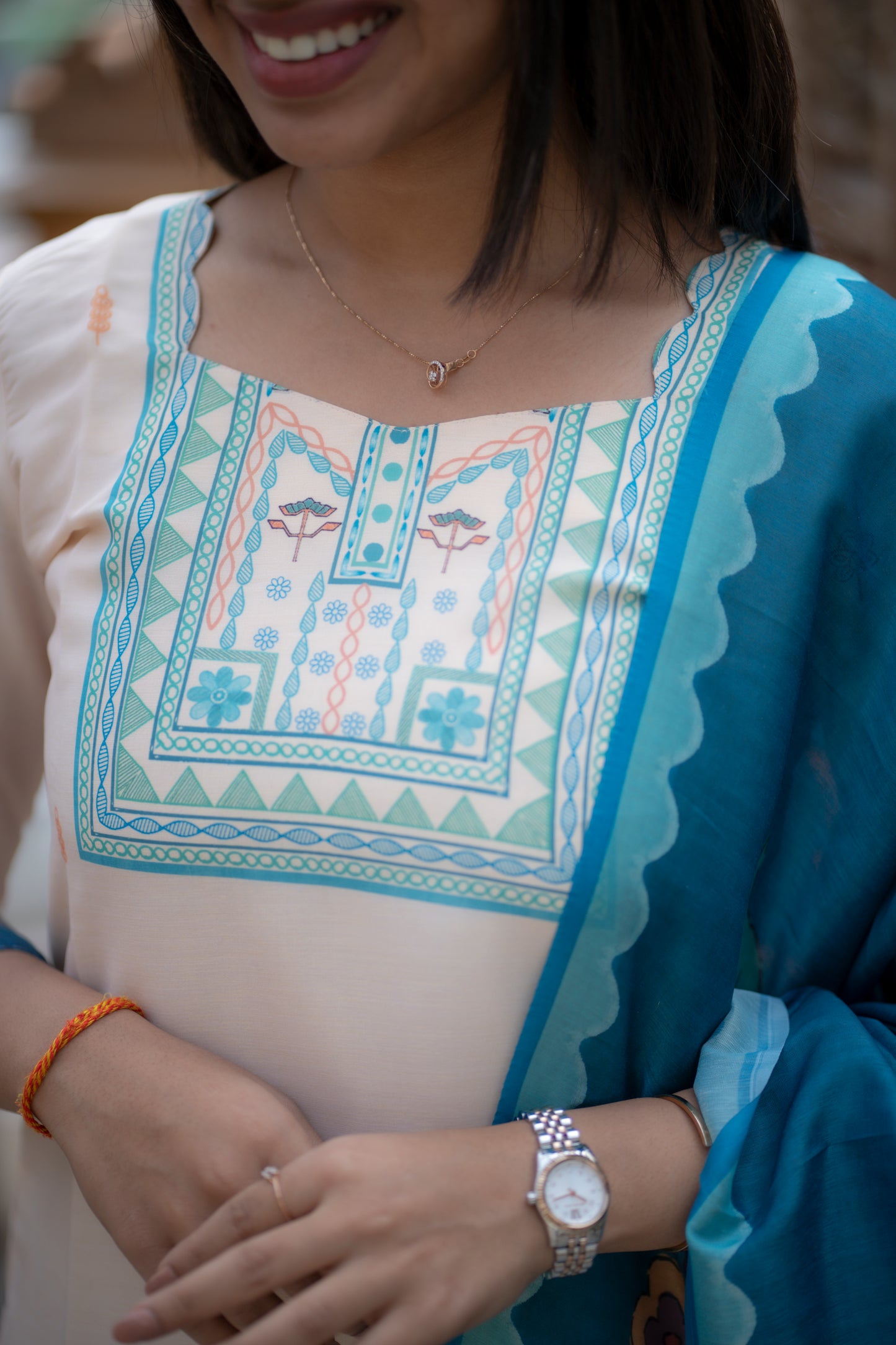 AA169 White with Peacock Blue Gucci Silk 3 Pc Set