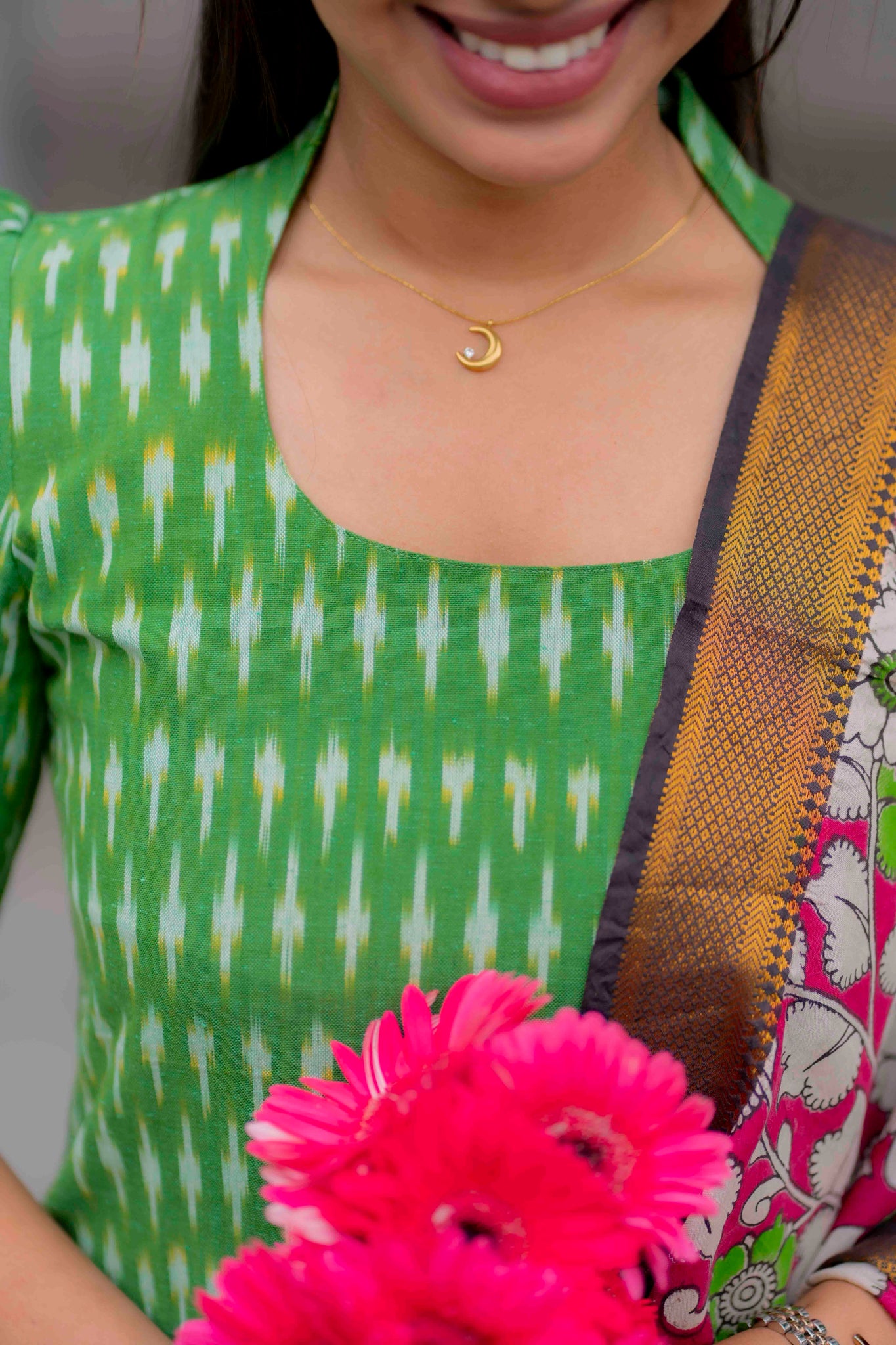 AA201 Green Ikkat Cotton Kurti with Kalmkari Dupatta