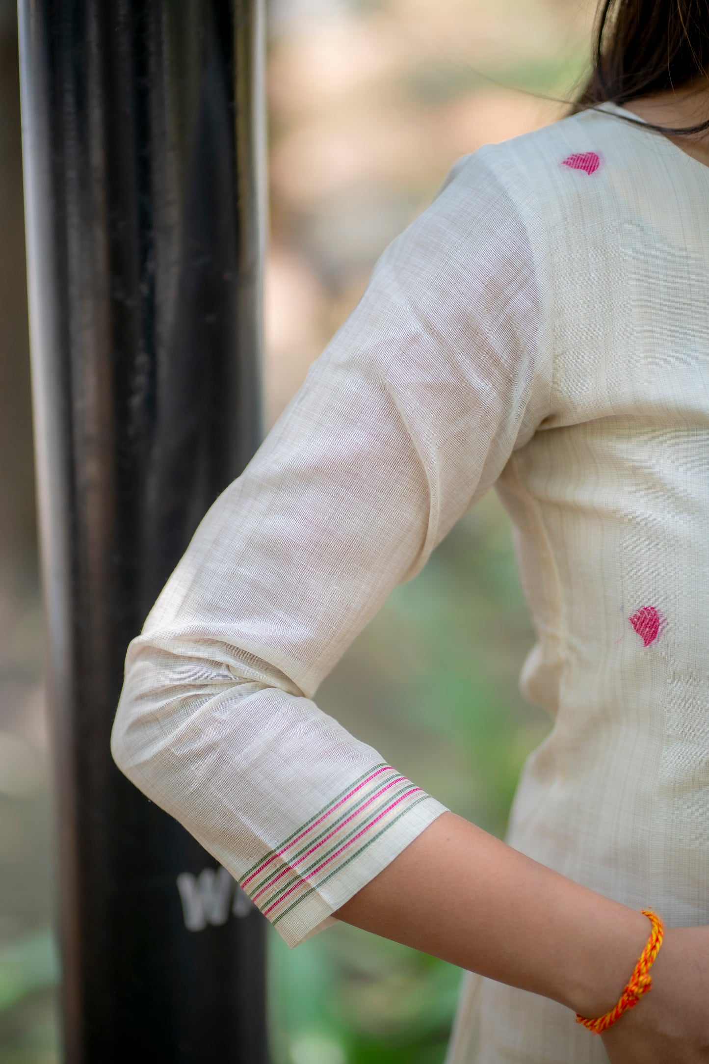 AA183 White Linen Jamdhani 3 Pc Set with beautiful Floral,Elephant,Peacock Prints