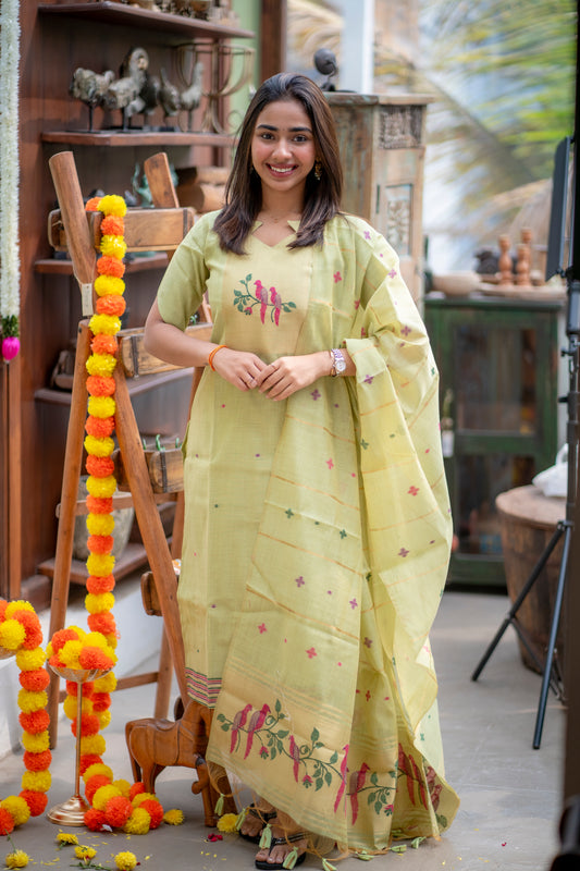 AA148 Parrot Green Jamdhani Silk 3 Pc Set