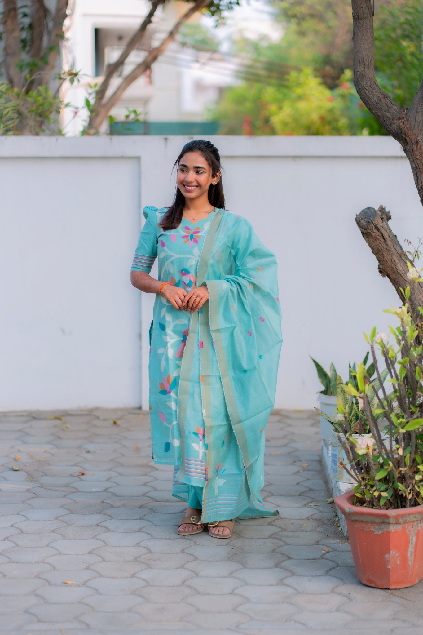 AA202 Blue Floral Linen Jamdhani 3 Pc Set