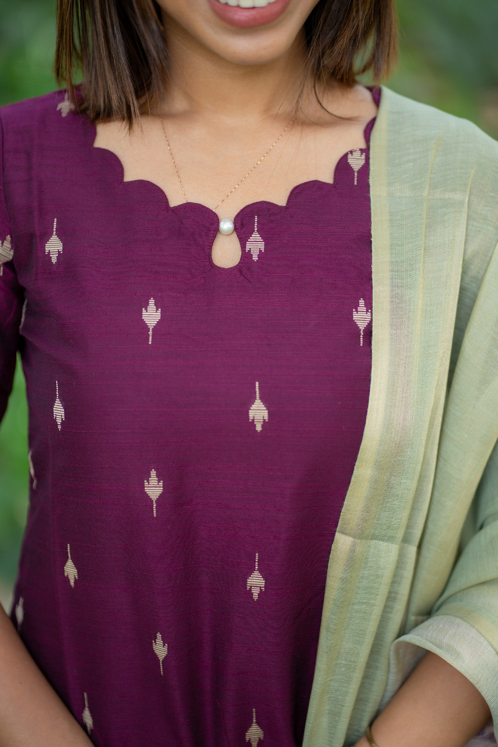 AA291 Wine Purple Raw Silk Top & Pant With pastel Green Tissue Silk Floral Dupatta